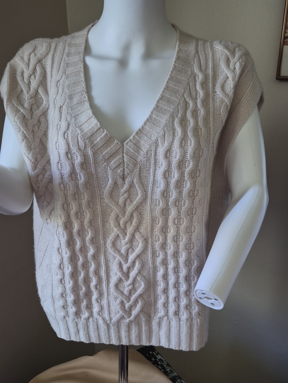 Garnet Hill Cream Cable-Knit V-Neck Sweater Vest
